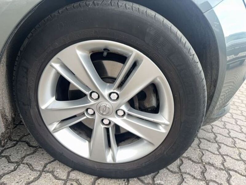 Opel Insignia vaihtoauto