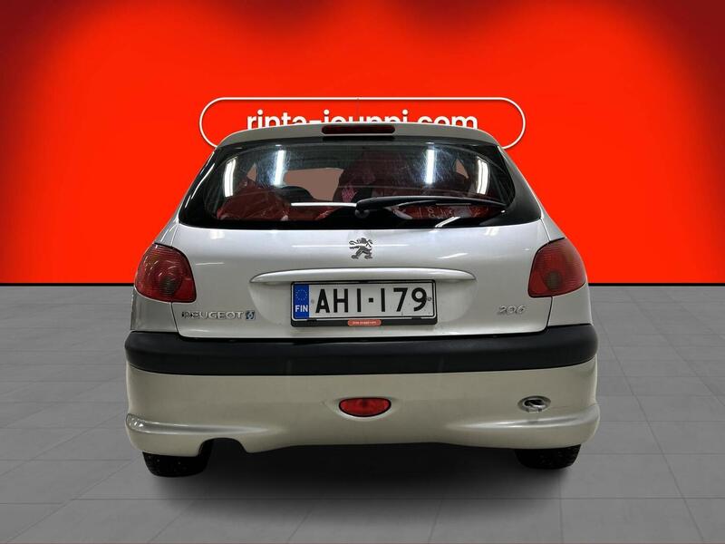 Peugeot 206 vaihtoauto