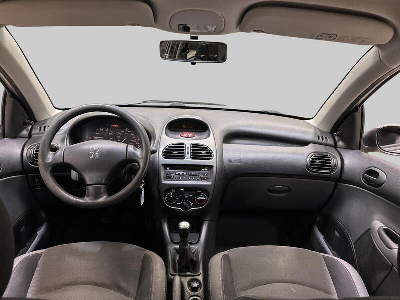 Peugeot 206 vaihtoauto