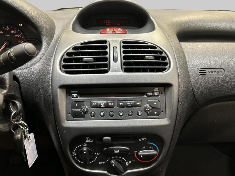 Peugeot 206 vaihtoauto