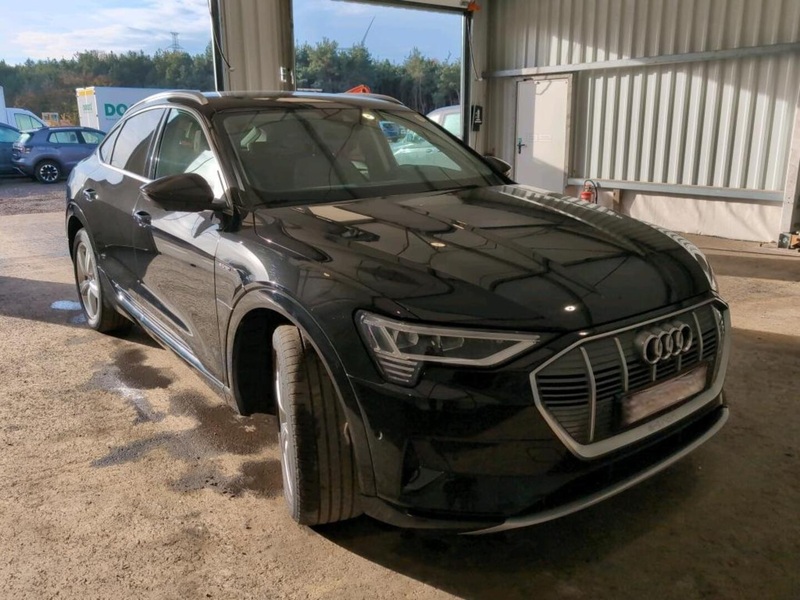 Audi e-tron vaihtoauto