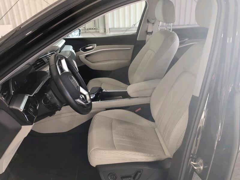 Audi e-tron vaihtoauto