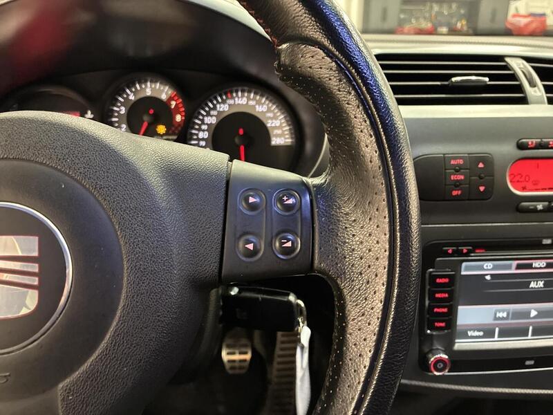 SEAT Leon vaihtoauto