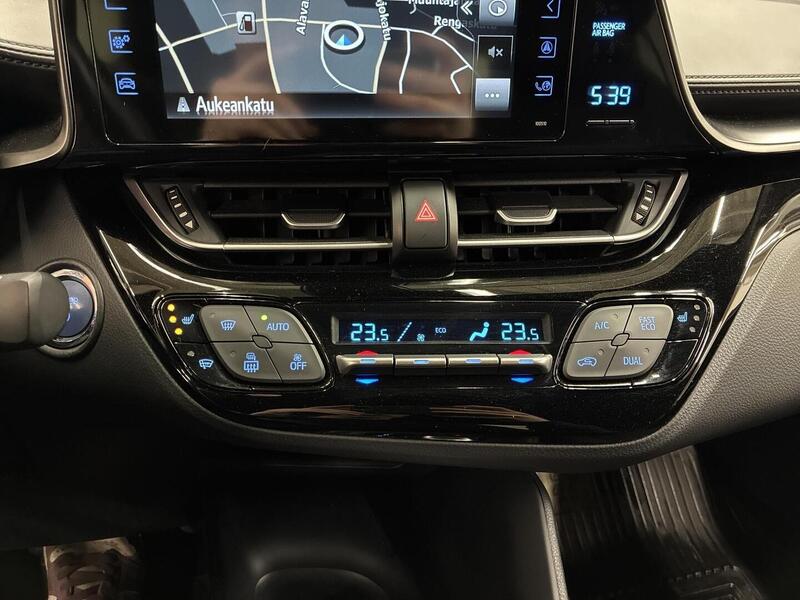 Toyota C-HR vaihtoauto