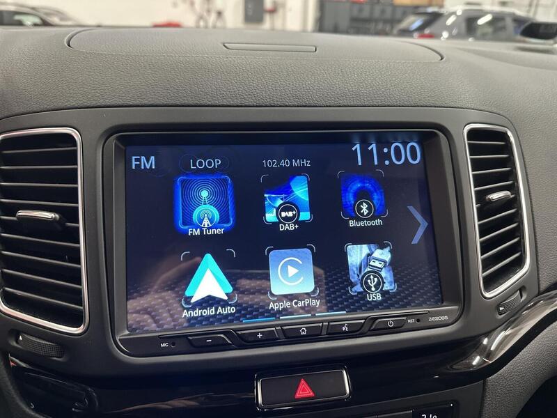 SEAT Alhambra vaihtoauto