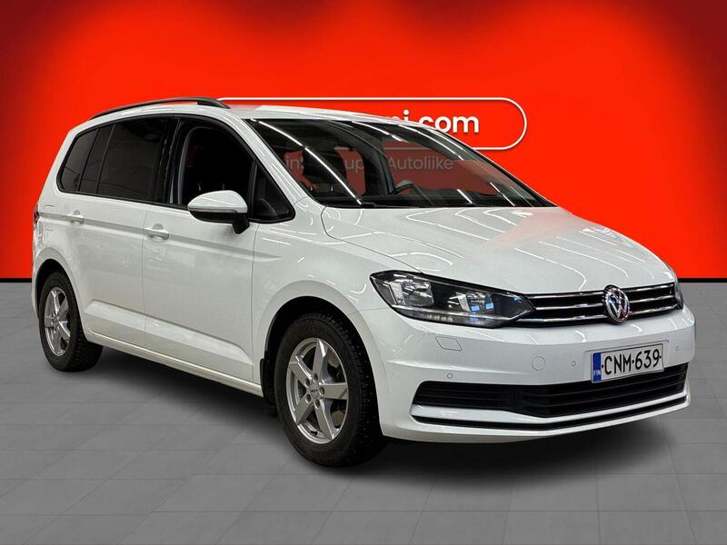 Volkswagen Touran vaihtoauto