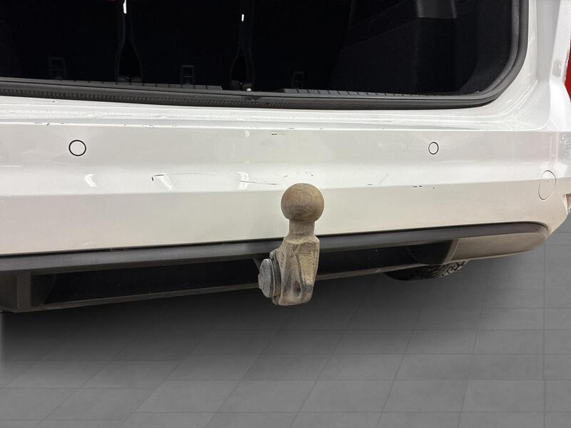 Volkswagen Touran vaihtoauto