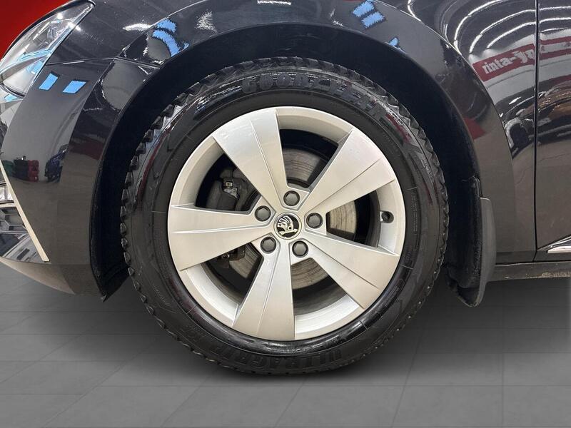 Skoda Superb vaihtoauto