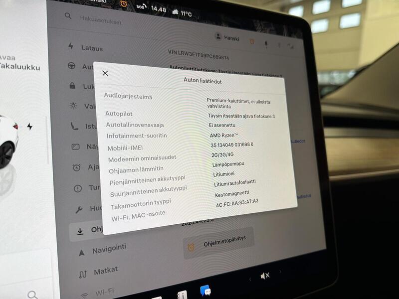 Tesla Model 3 vaihtoauto