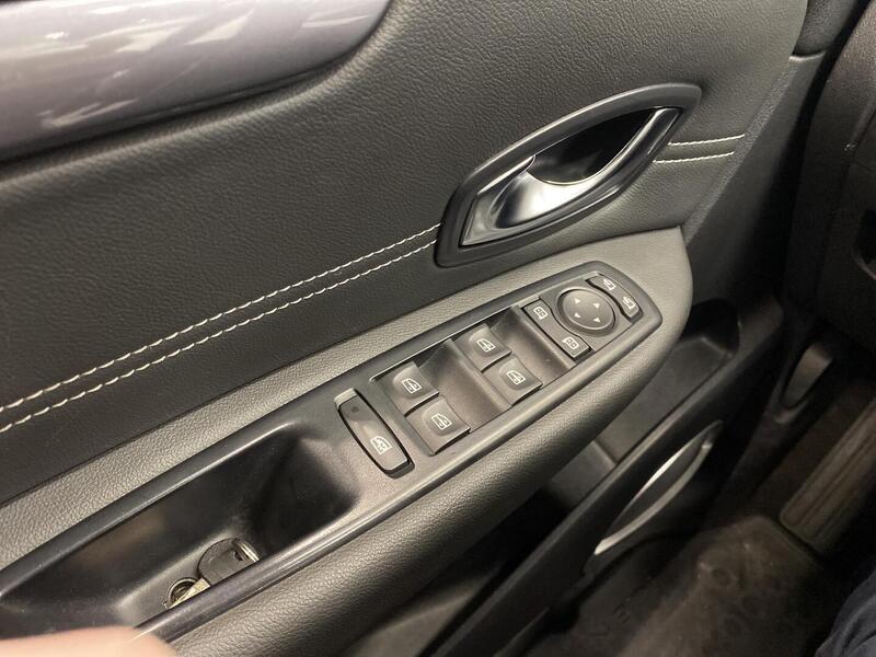 Renault Scénic vaihtoauto