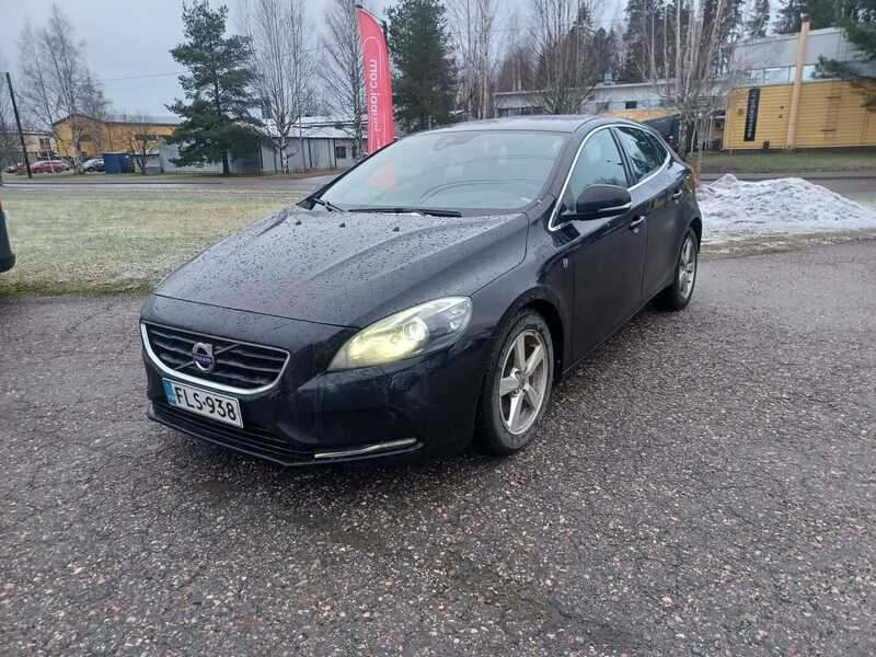 Volvo V40 vaihtoauto
