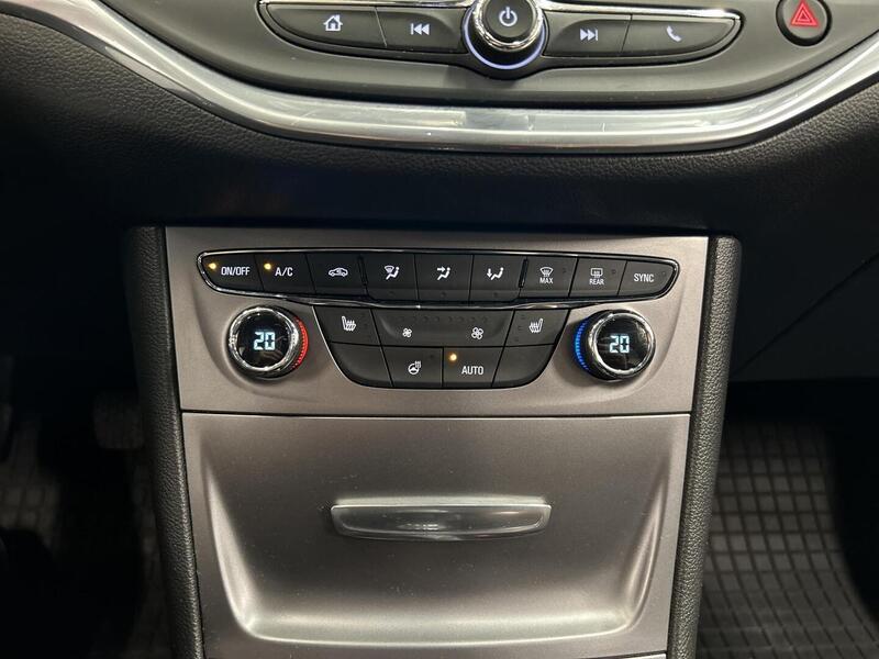 Opel Astra vaihtoauto