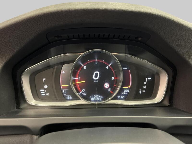 Volvo V60 Cross Country vaihtoauto