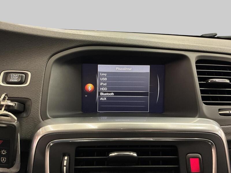 Volvo V60 Cross Country vaihtoauto