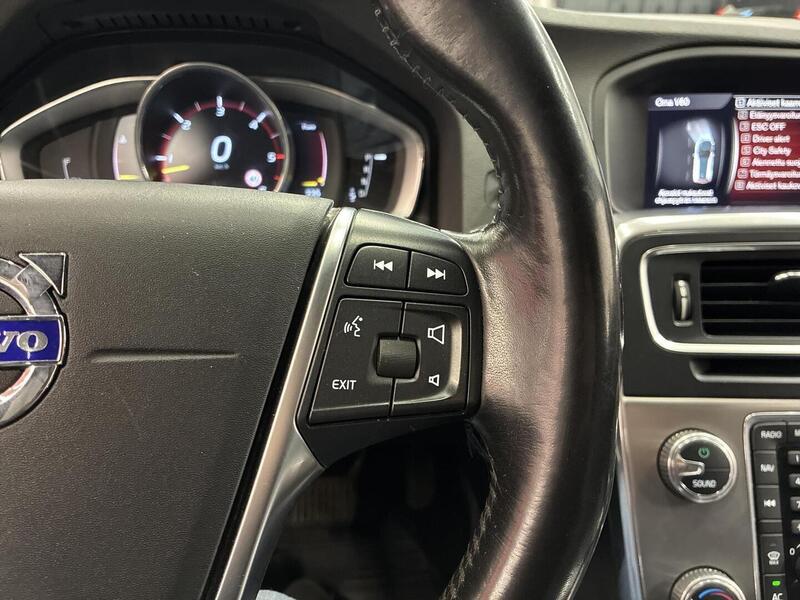 Volvo V60 Cross Country vaihtoauto