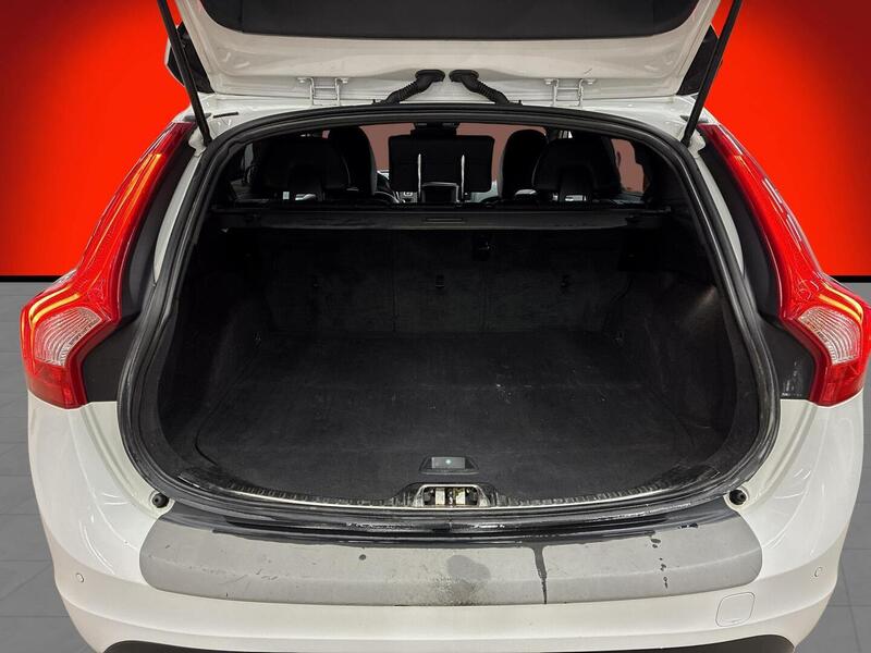 Volvo V60 Cross Country vaihtoauto