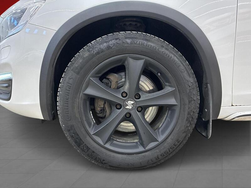 Volvo V60 Cross Country vaihtoauto