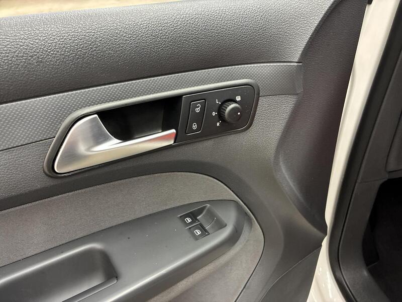 Volkswagen Caddy Maxi vaihtoauto