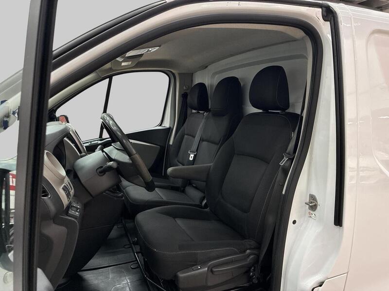 Renault Trafic vaihtoauto