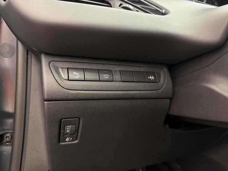 Peugeot 208 vaihtoauto