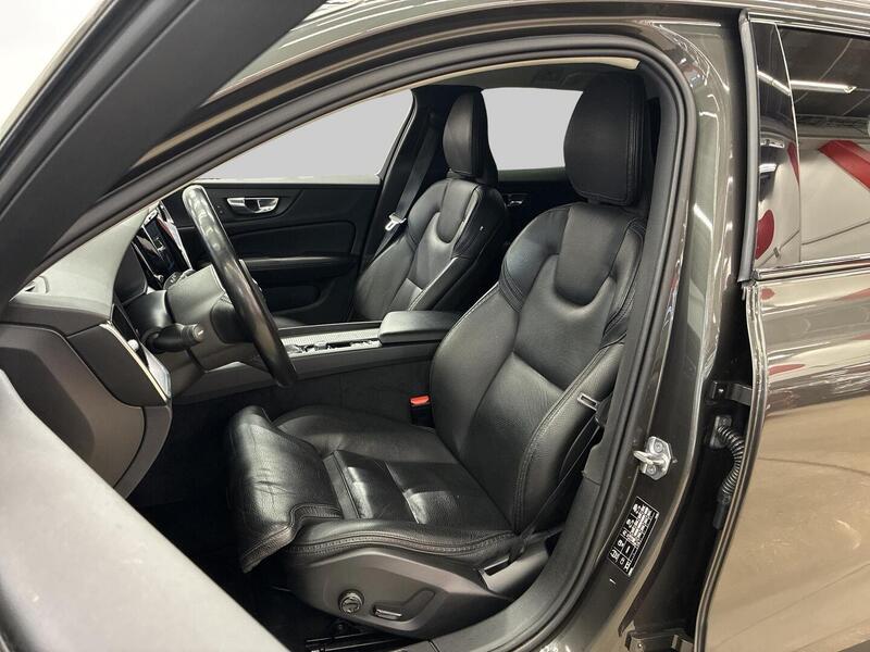 Volvo V60 Cross Country vaihtoauto