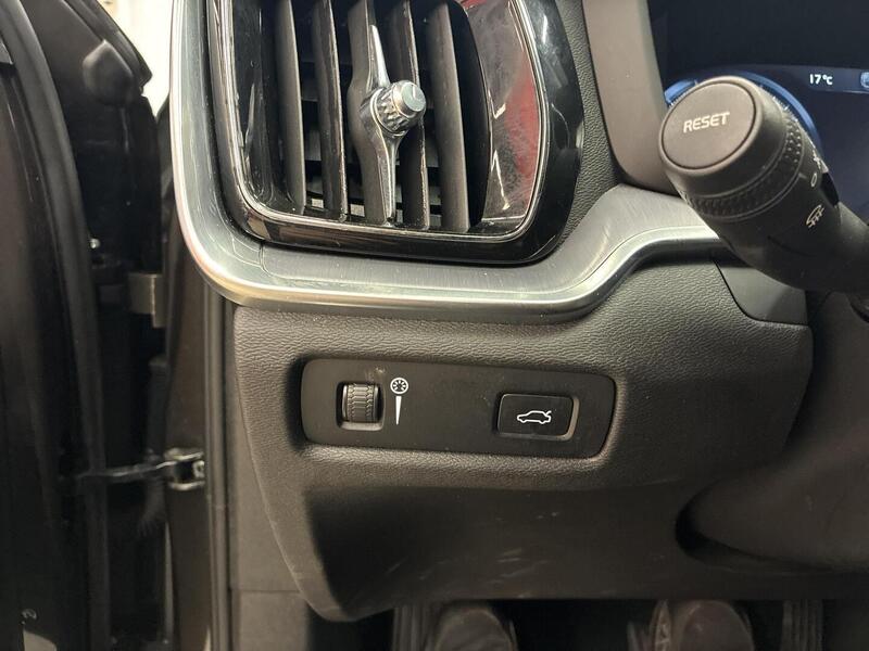 Volvo V60 Cross Country vaihtoauto