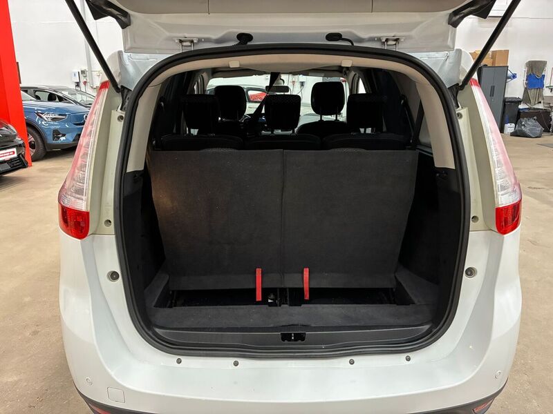 Renault Grand Scénic vaihtoauto