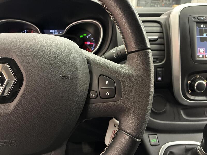 Renault Trafic vaihtoauto