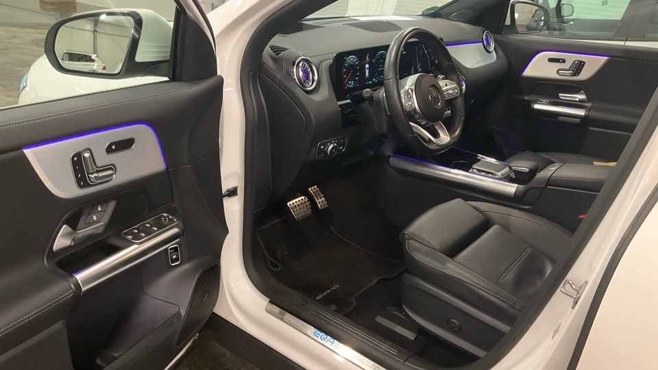 Mercedes-Benz EQA vaihtoauto