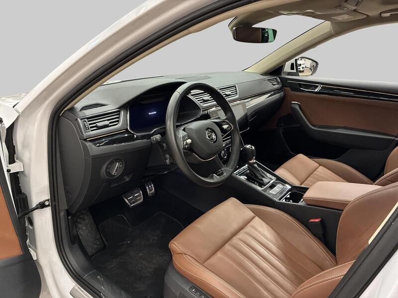 Skoda Superb vaihtoauto