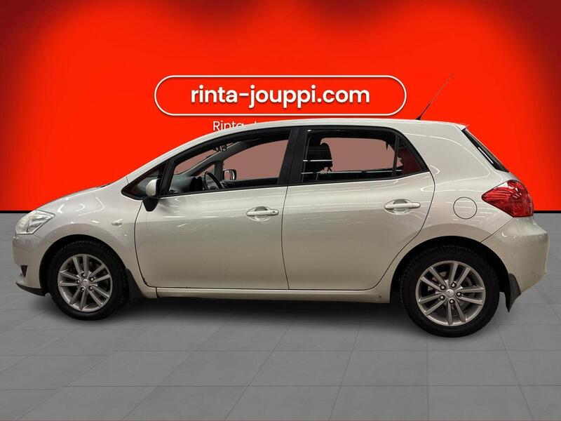 Toyota Auris vaihtoauto