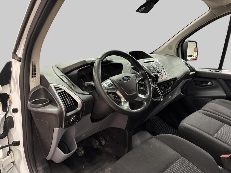 Ford Transit Custom vaihtoauto