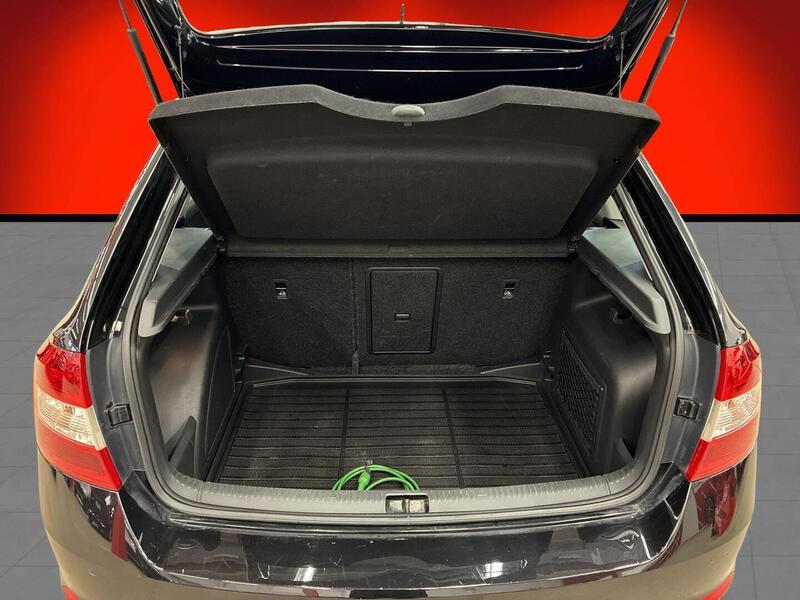 Skoda Rapid vaihtoauto