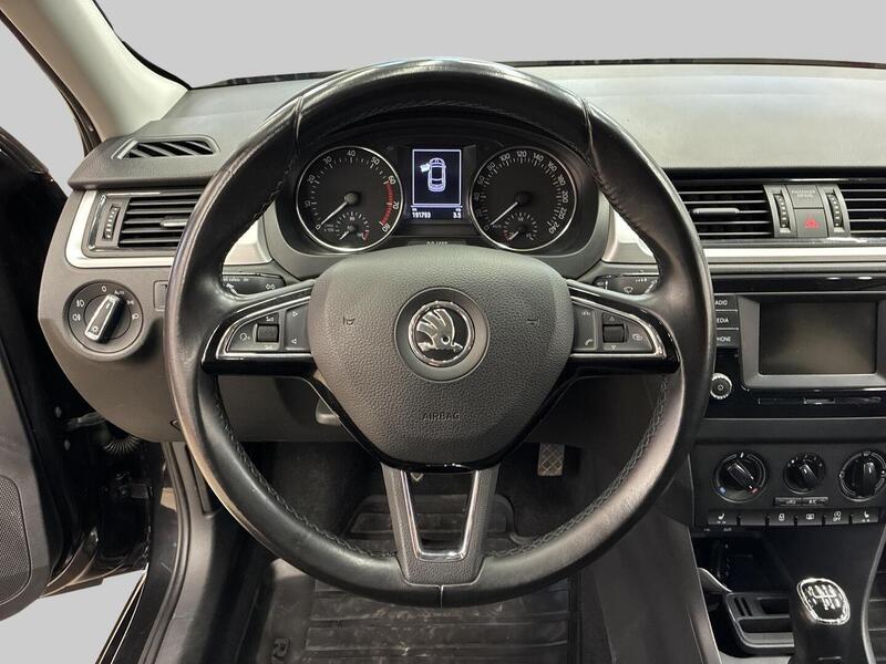 Skoda Rapid vaihtoauto