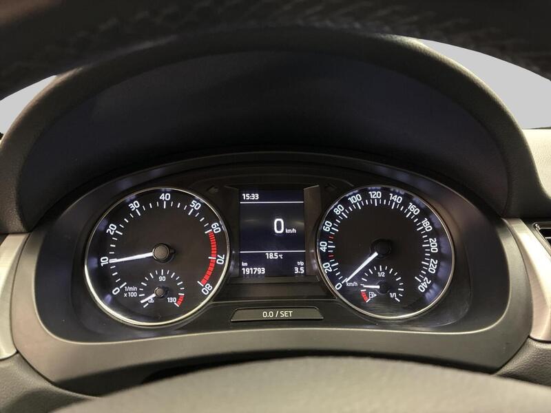 Skoda Rapid vaihtoauto