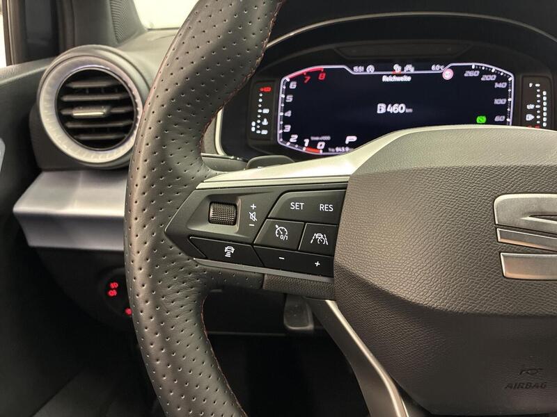 SEAT Arona vaihtoauto