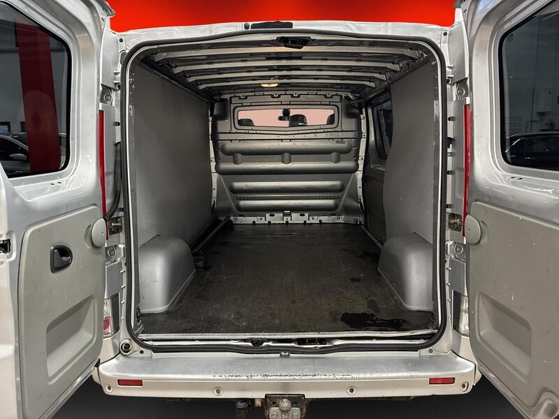 Opel Vivaro vaihtoauto