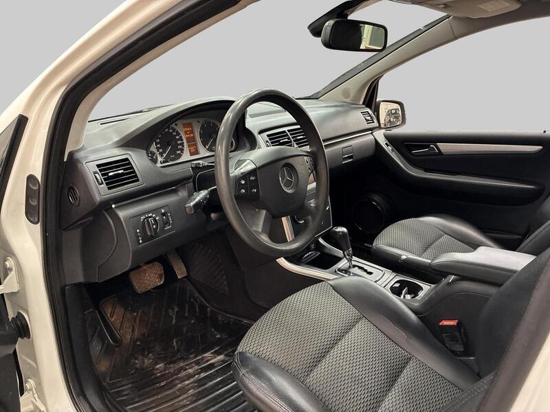 Mercedes-Benz B vaihtoauto