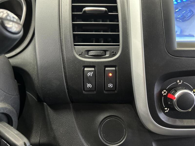 Renault Trafic vaihtoauto