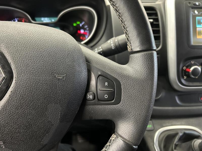 Renault Trafic vaihtoauto