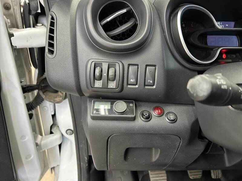 Renault Trafic vaihtoauto