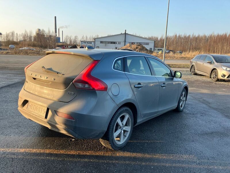 Volvo V40 vaihtoauto