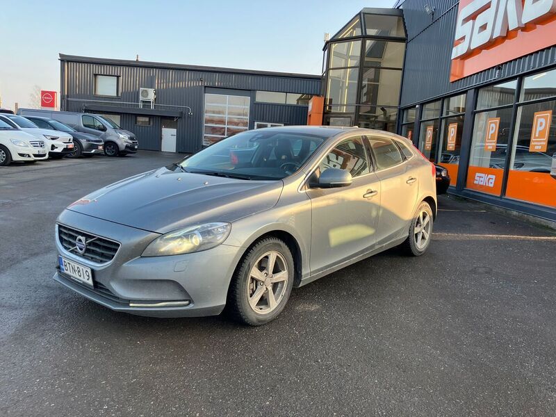Volvo V40 vaihtoauto