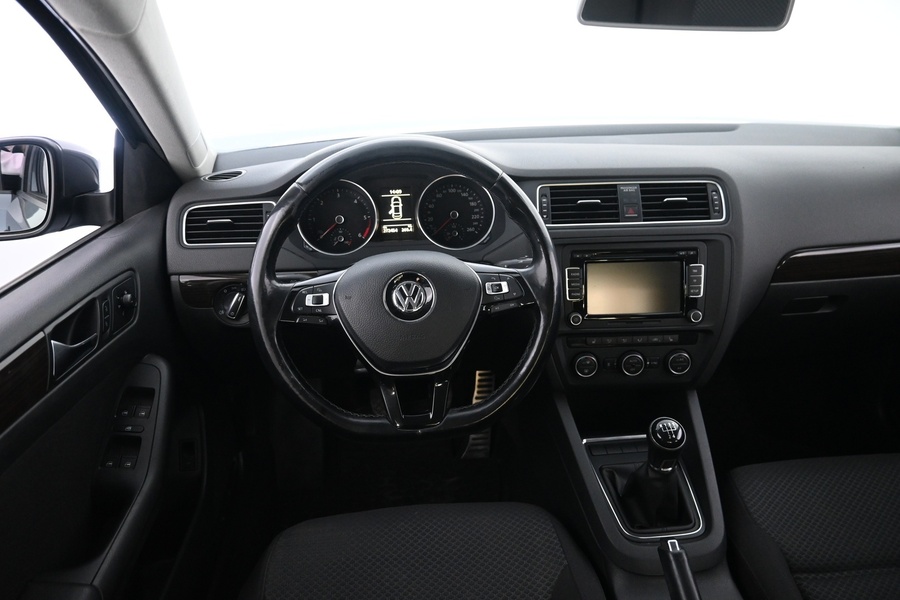 Volkswagen Jetta vaihtoauto