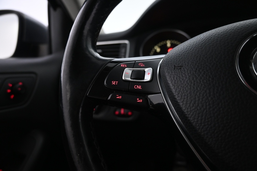 Volkswagen Jetta vaihtoauto