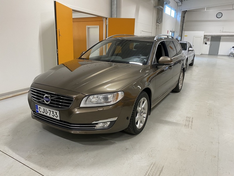Volvo V70 vaihtoauto