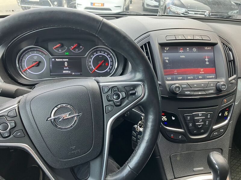 Opel Insignia vaihtoauto