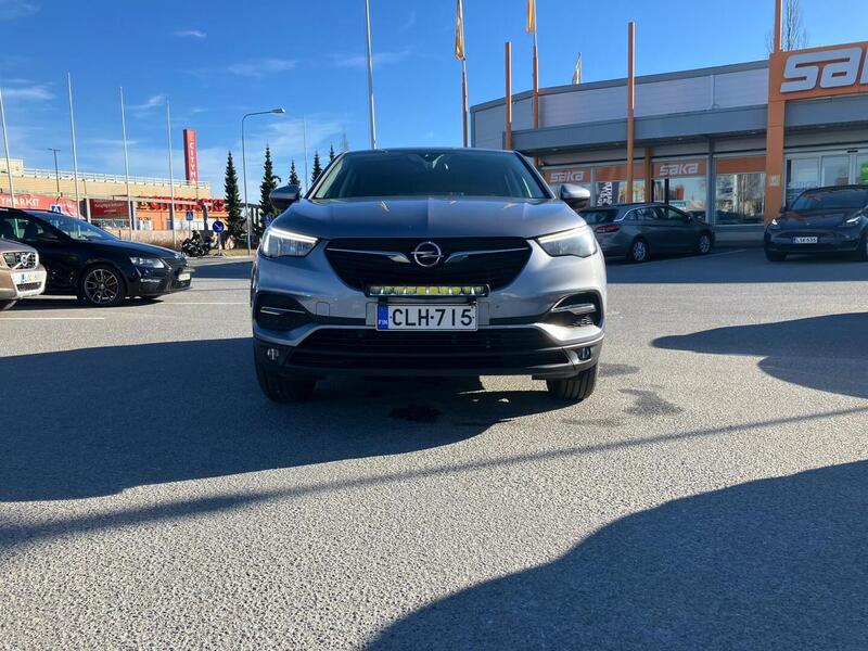 Opel Grandland X vaihtoauto