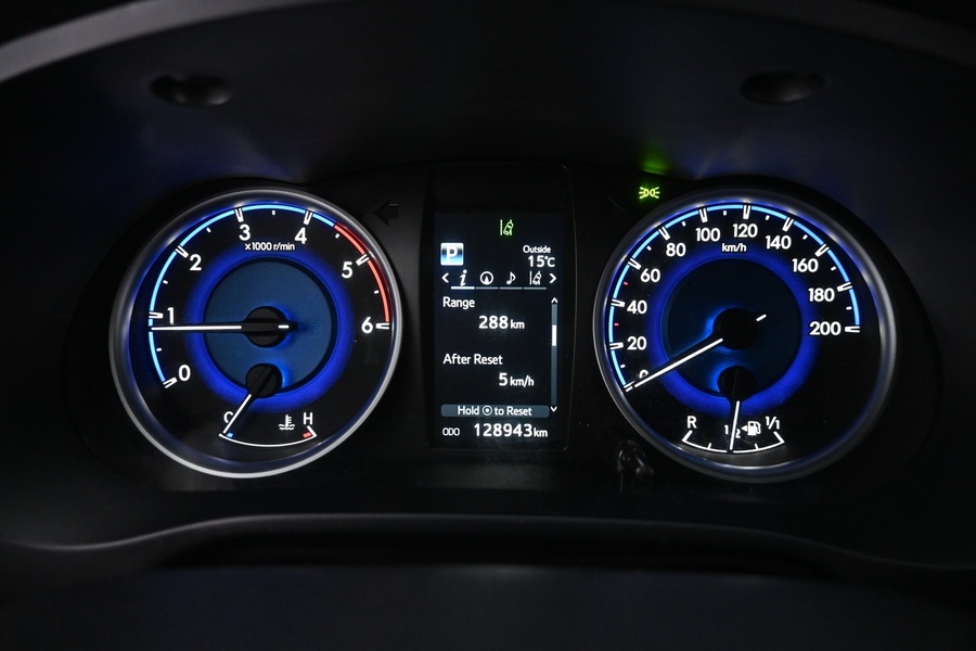 Toyota Hilux vaihtoauto