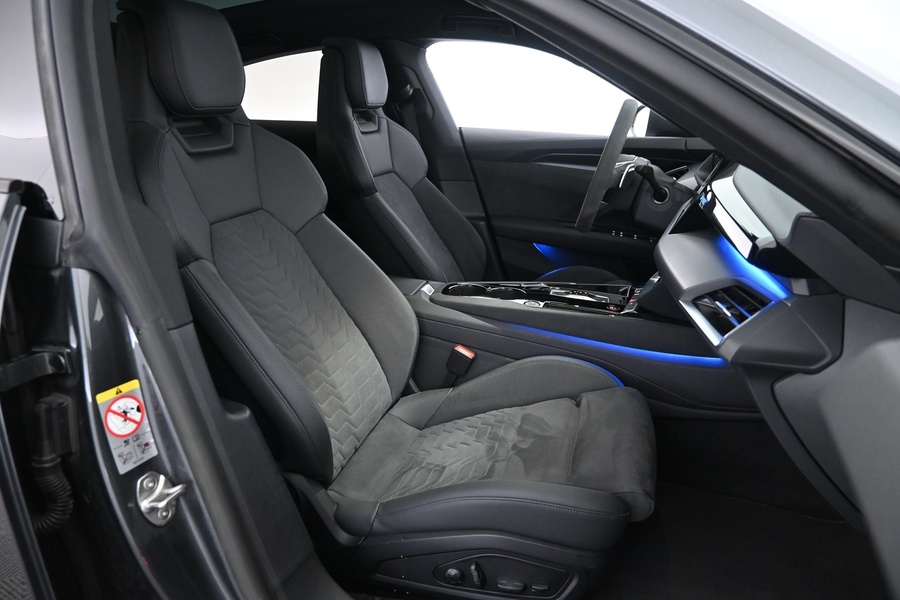 Audi e-tron GT vaihtoauto